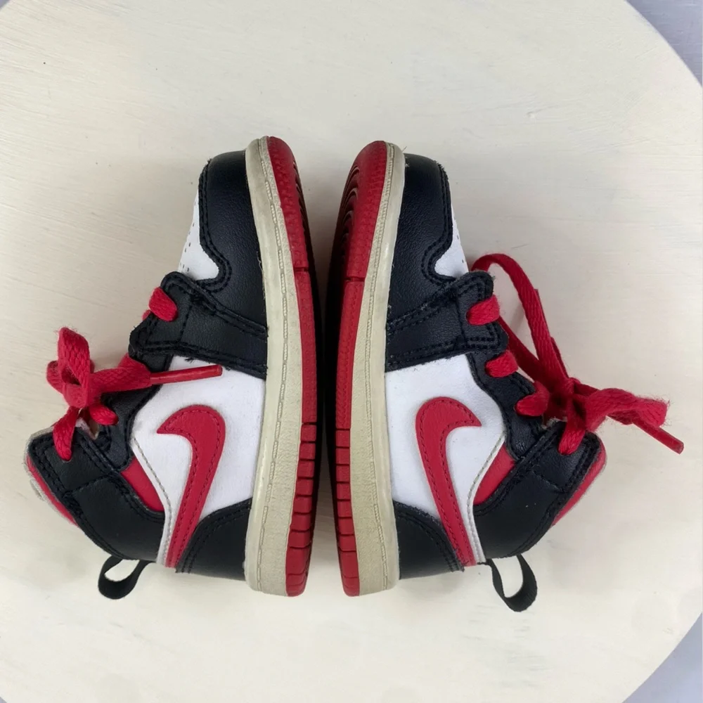Nike Air Jordan Mid Very‎ Berry Black Red White Sz 5C Toddler KIDS